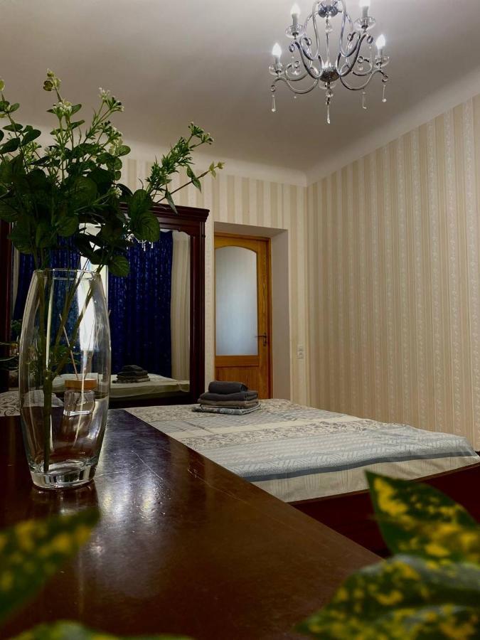 Babylon Apartments On Soborna 2Rooms روفنو المظهر الخارجي الصورة